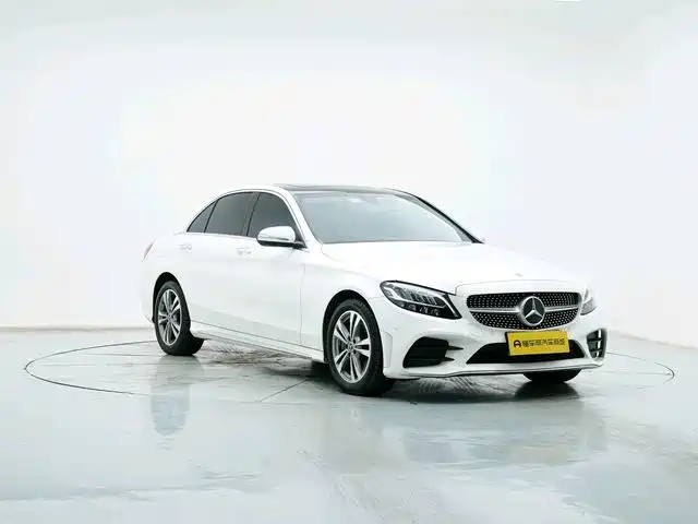 Mercedes-Benz C-Class — миниатюра 2
