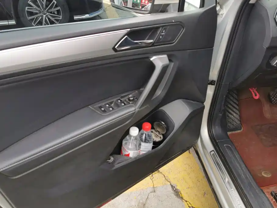 Volkswagen Tiguan L — миниатюра 7