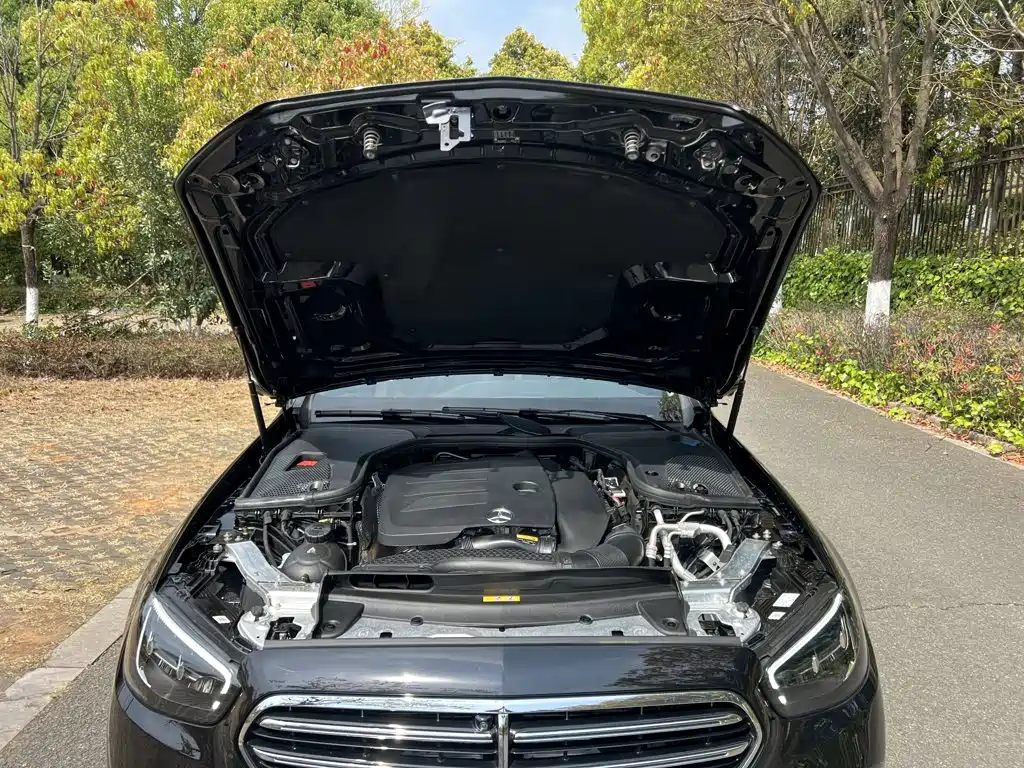 Mercedes-Benz E-Class E 2023 E 300 L Fashion