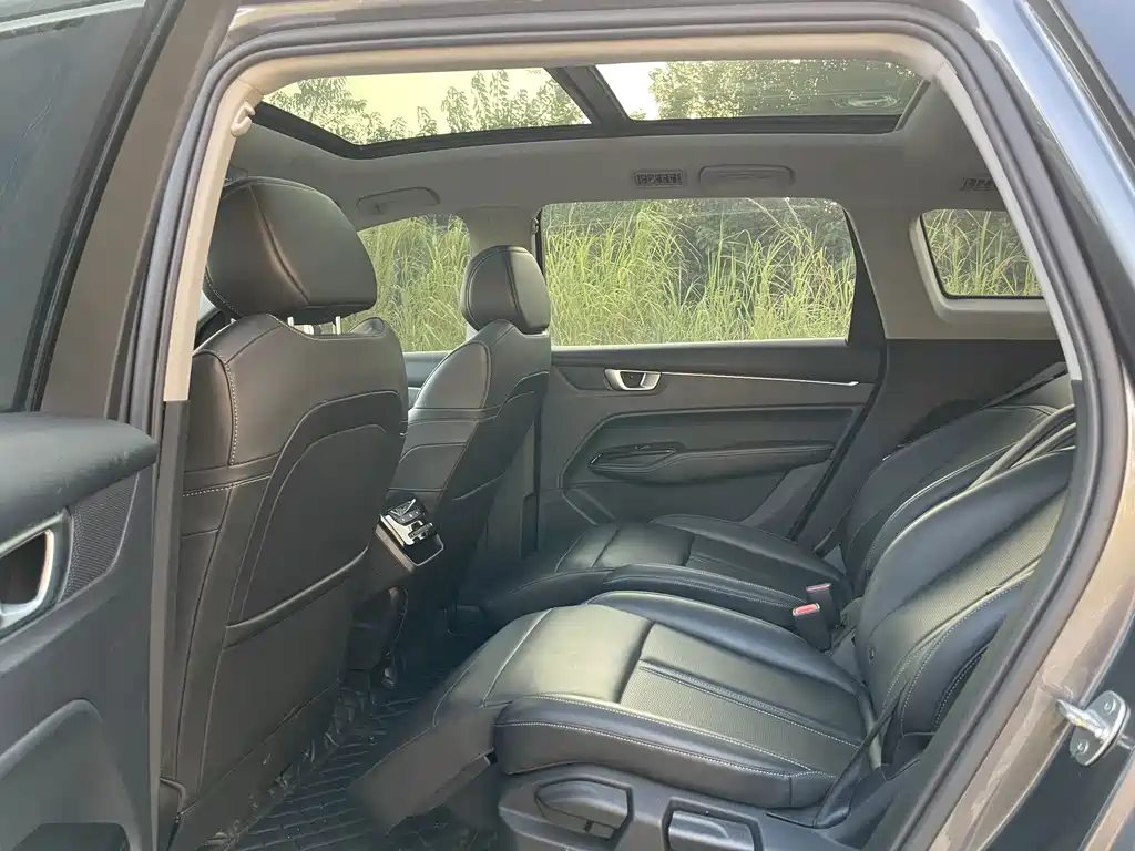 Wuling Victory — миниатюра 8