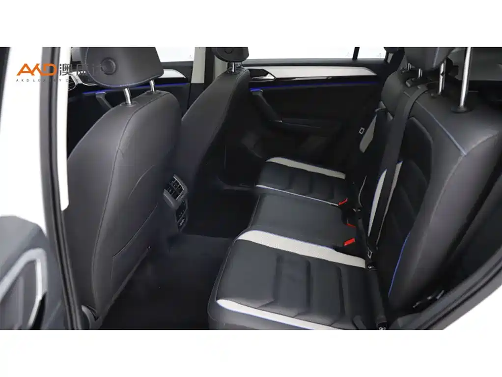 Volkswagen Tayron GTE — миниатюра 7