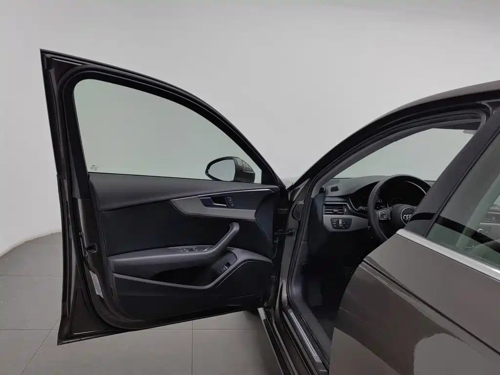 Audi A4L — миниатюра 8