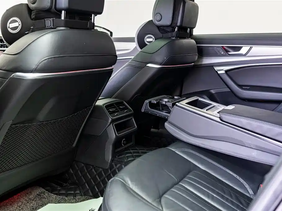Audi A6L 2021 40 TFSI Luxury