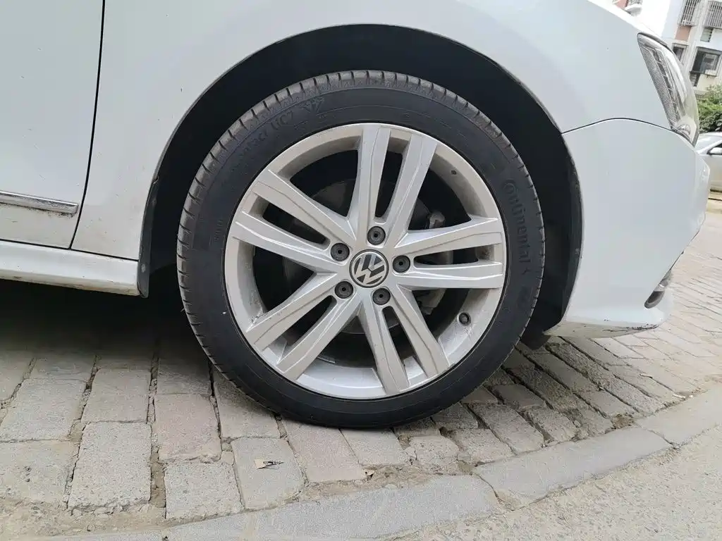 Volkswagen Sagitar — миниатюра 8
