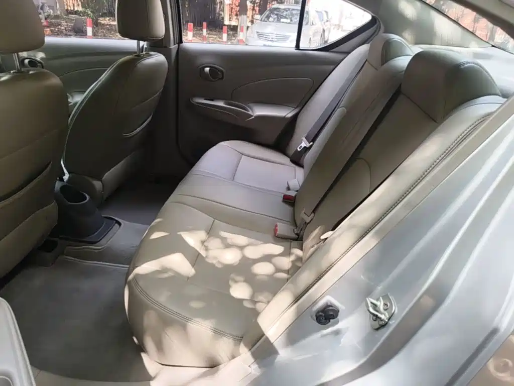 Nissan Sunny — миниатюра 17