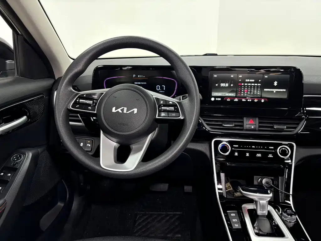 Kia Seltos — миниатюра 14