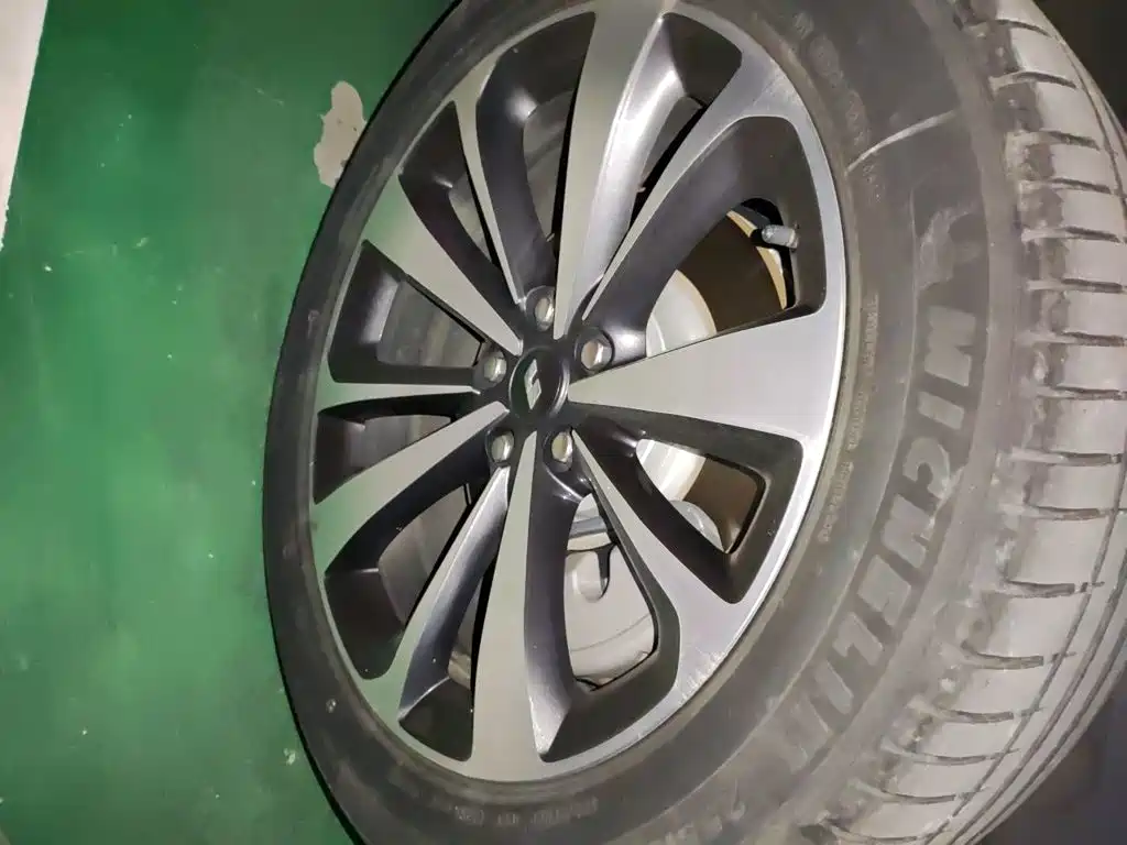 Li Auto Li ONE — миниатюра 9