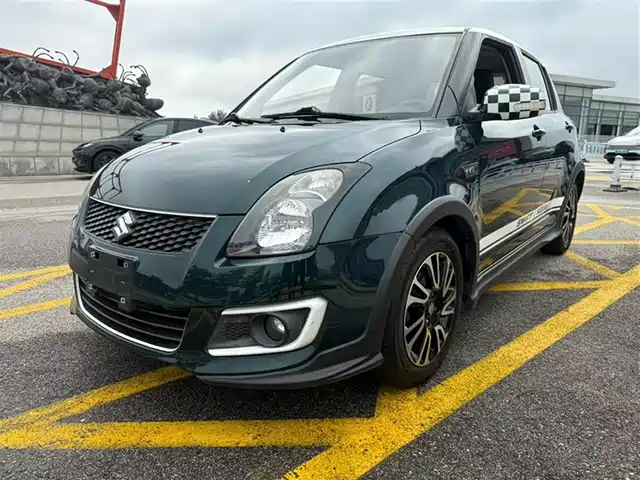 SUZUKI SWIFT 2017