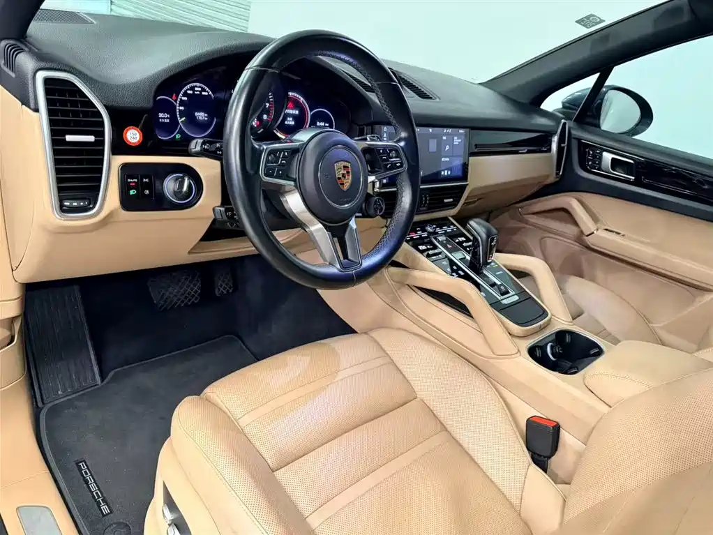 Porsche Cayenne Hybrid — миниатюра 17