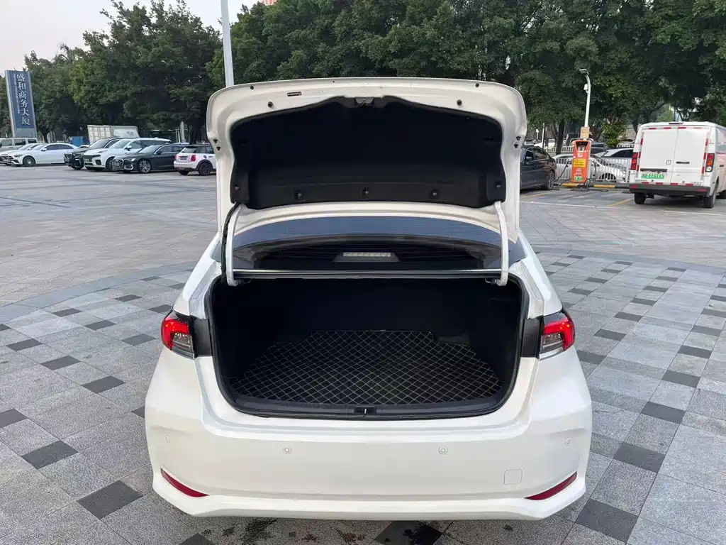 Toyota Corolla — миниатюра 23