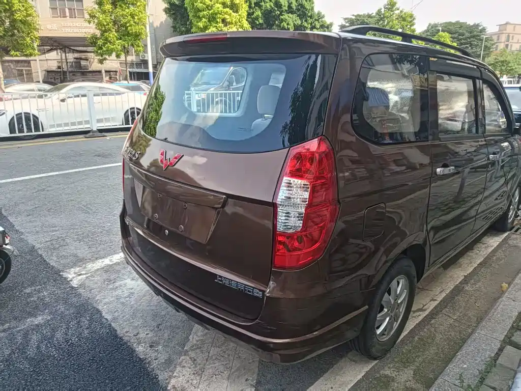 Wuling Hongguang — миниатюра 4
