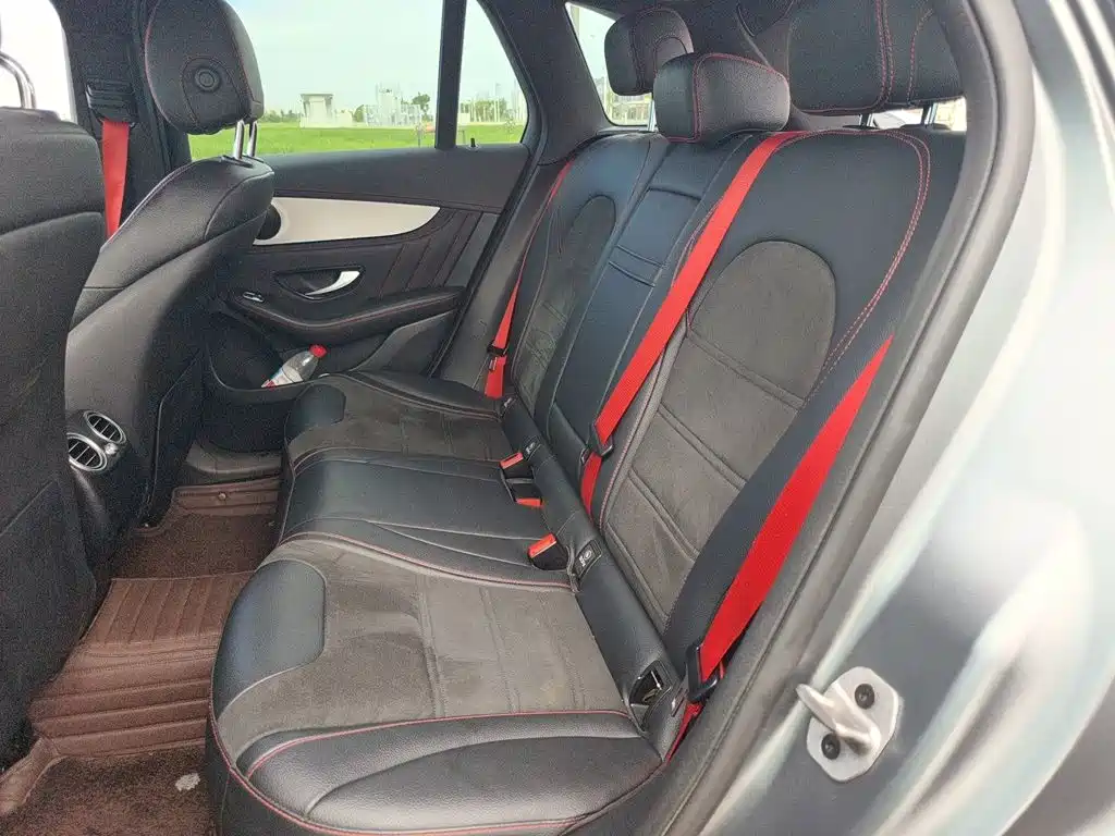 Mercedes-Benz GLC AMG — миниатюра 13