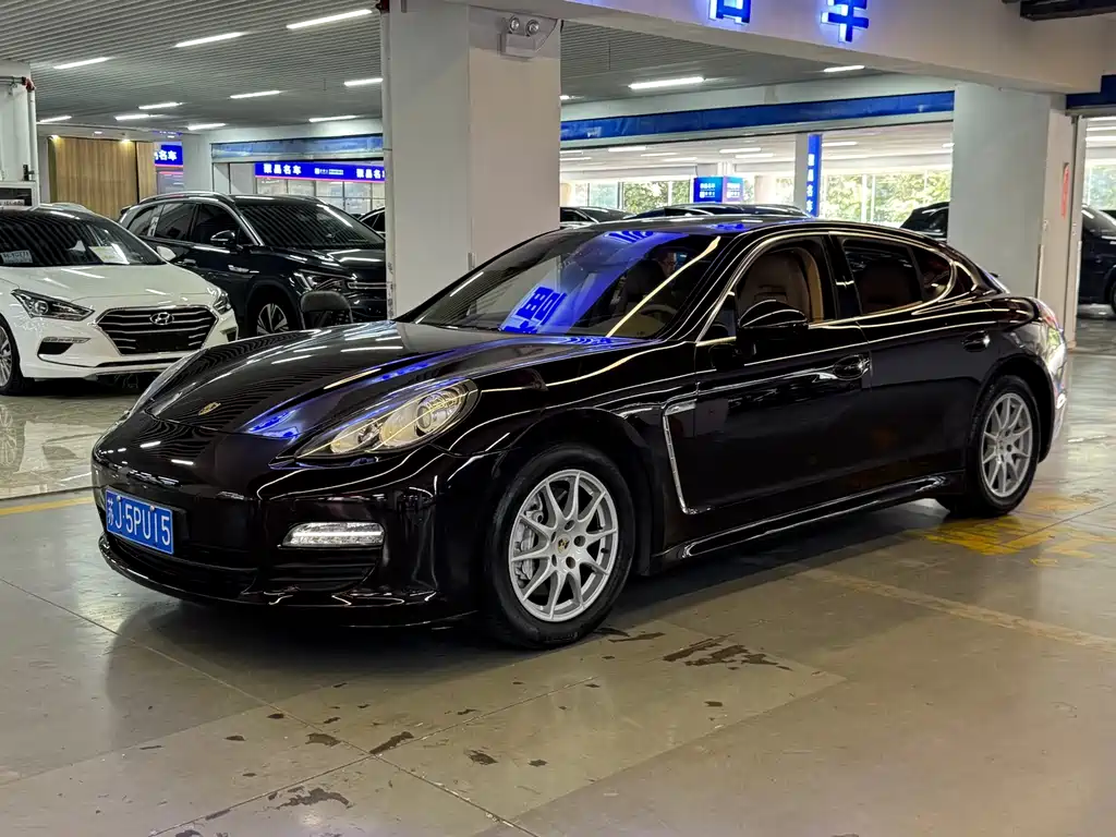 Porsche Panamera — миниатюра 2