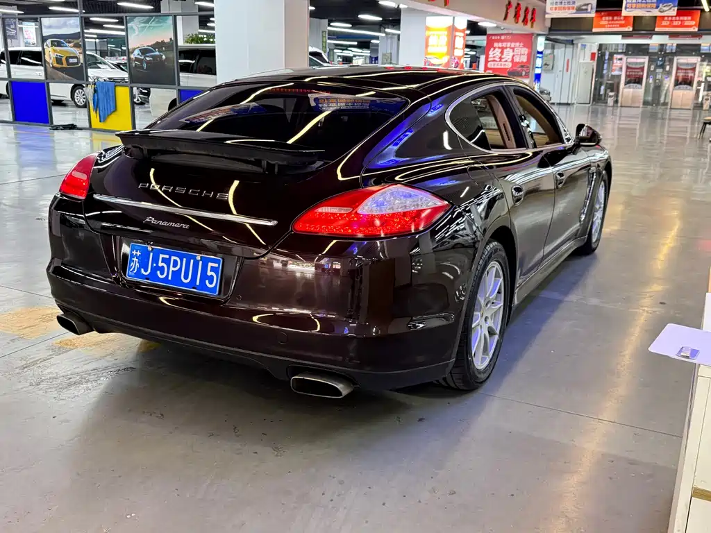 Porsche Panamera — миниатюра 6