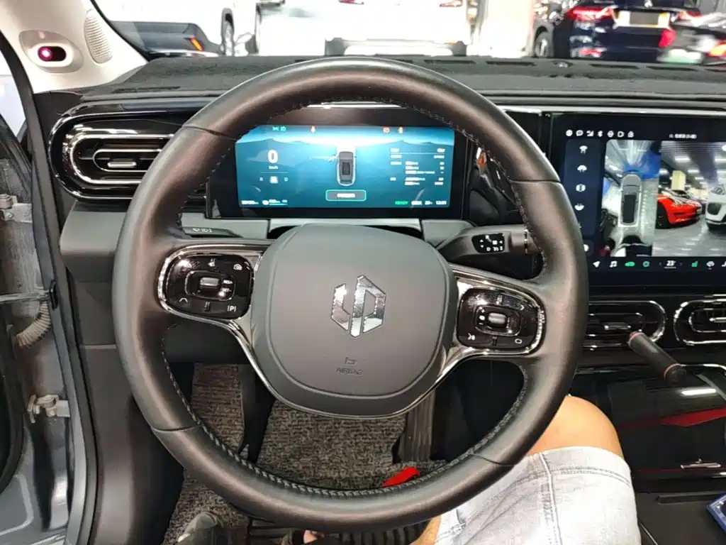 Leapmotor Leapmotor C11 — миниатюра 11