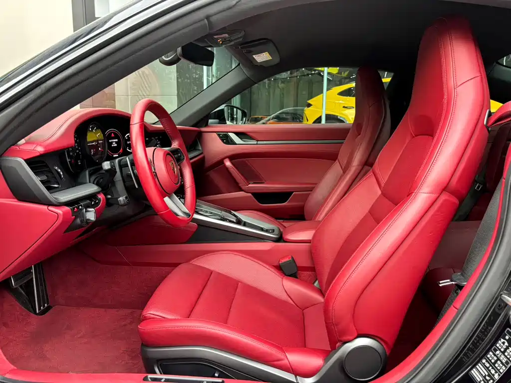 Porsche 911 2022 Carrera 3.0T