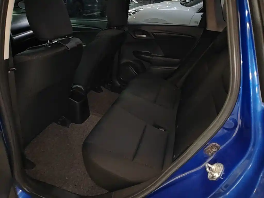 Honda Fit — миниатюра 17