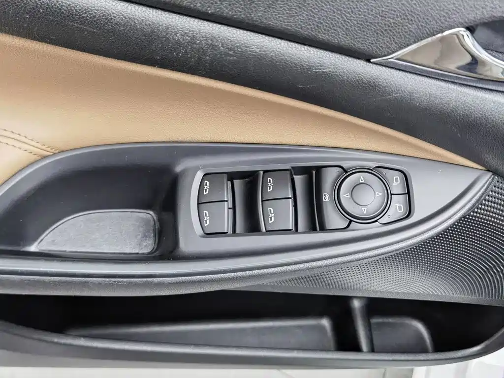 Buick GL6 — миниатюра 9