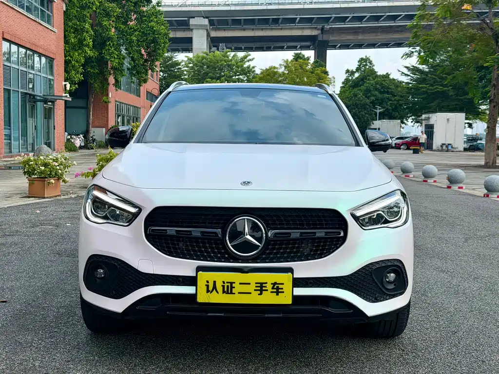 Mercedes-Benz GLA — миниатюра 8