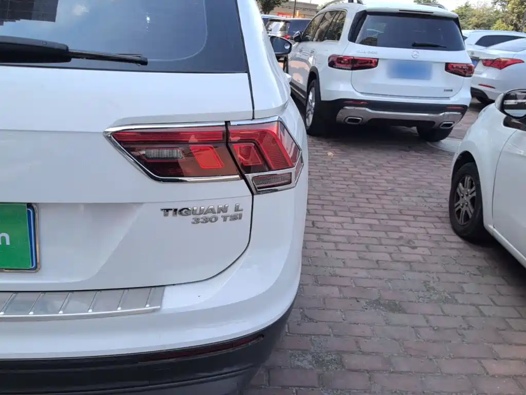 Volkswagen Tiguan L L 2017 330TSI AT