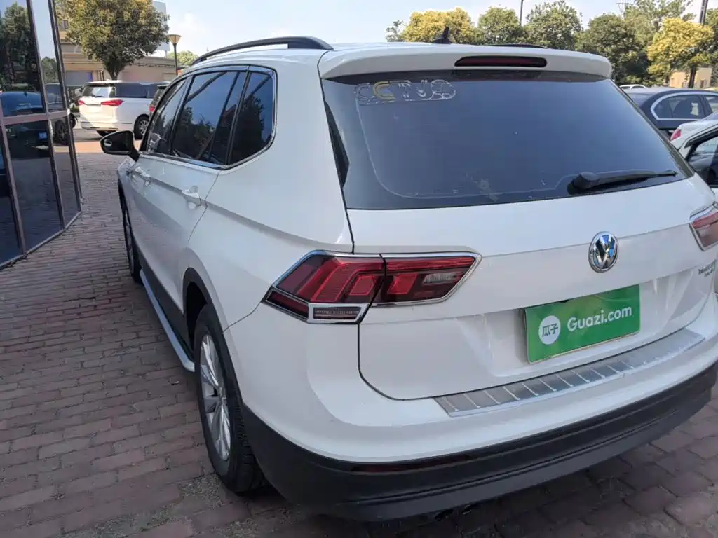 Volkswagen Tiguan L L 2017 330TSI AT