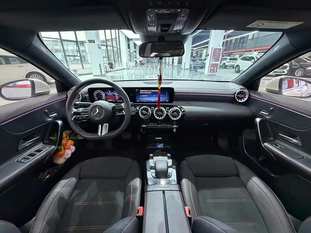 Mercedes-Benz A-Class — миниатюра 5