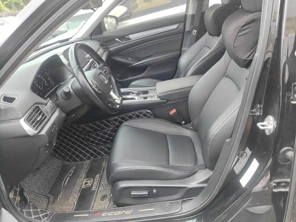Honda Accord — миниатюра 16