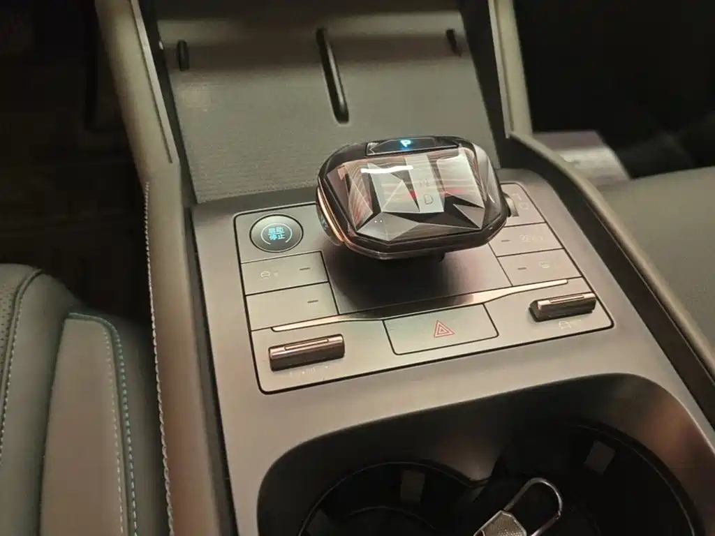 BYD Qin L — миниатюра 14