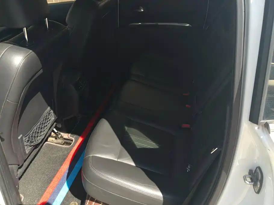 Peugeot 3008 — миниатюра 11