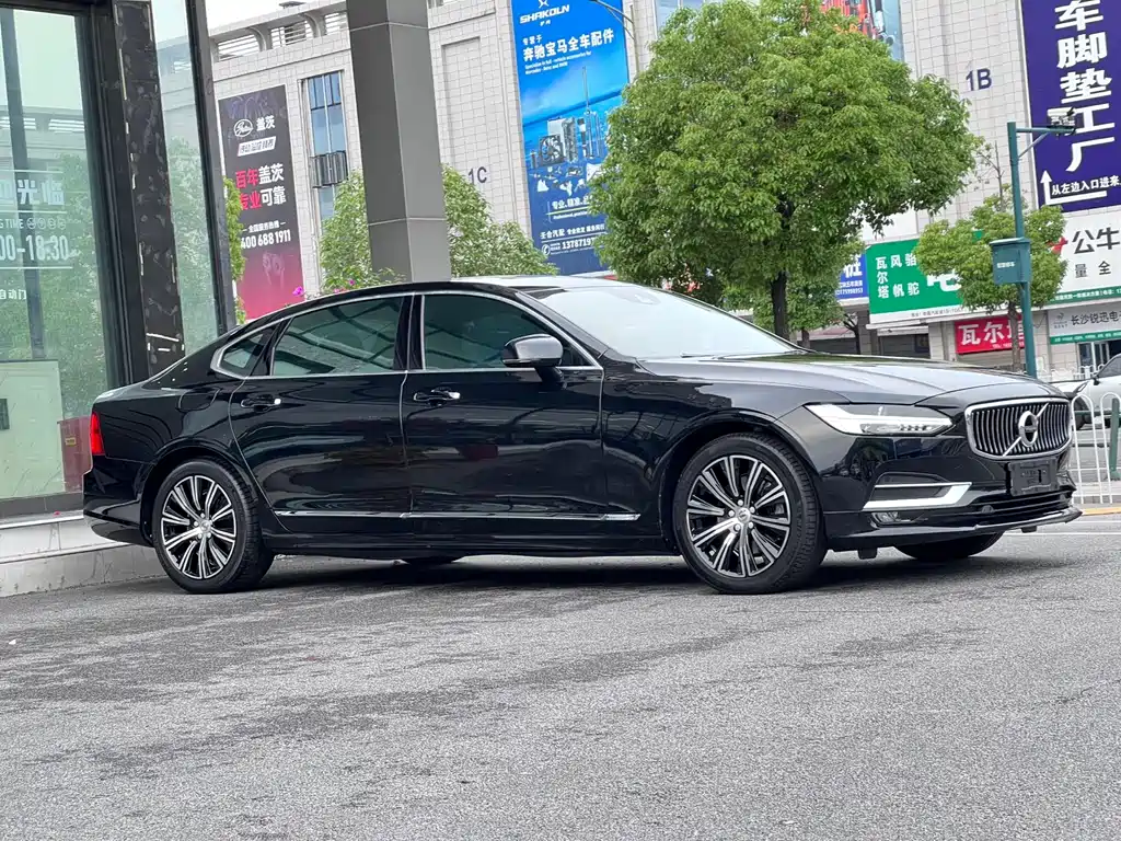 Volvo S90 2019 T5