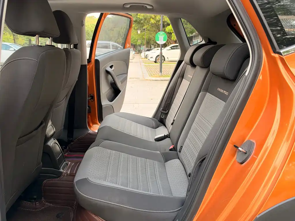 Volkswagen Polo — миниатюра 12