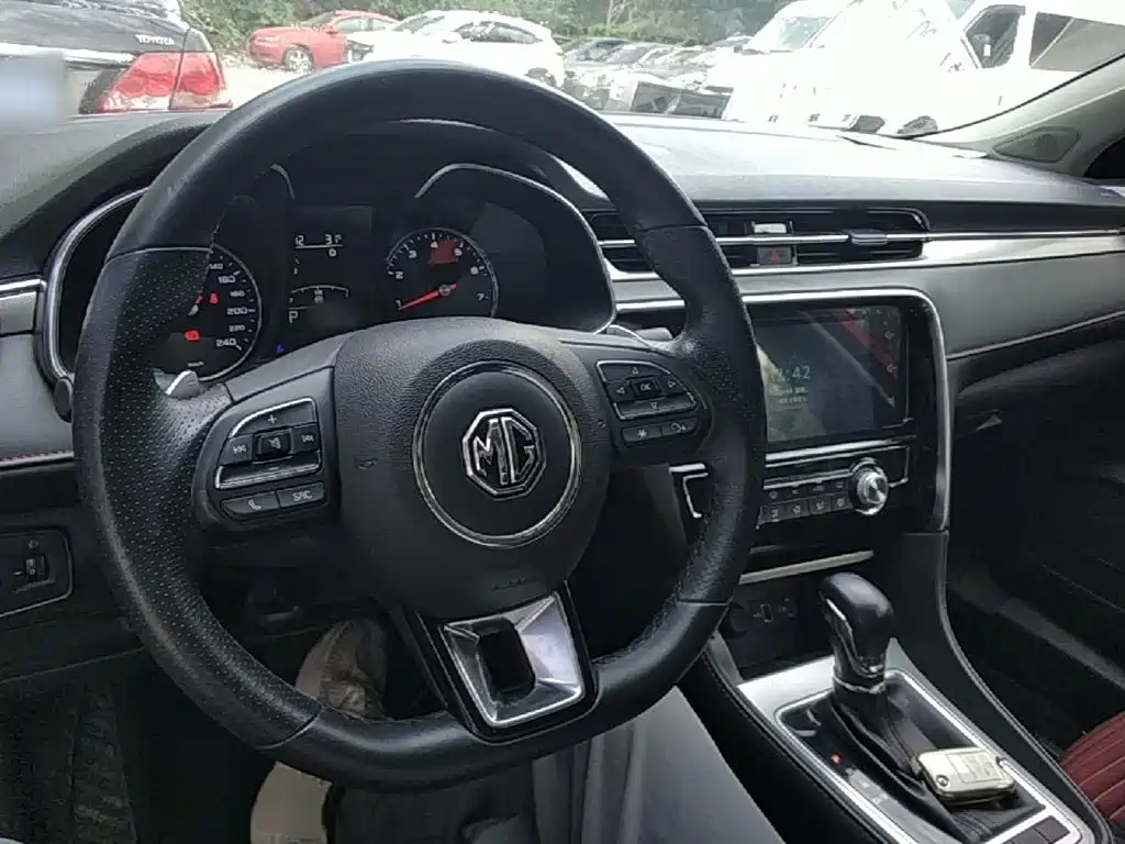 MG MG6 — миниатюра 10