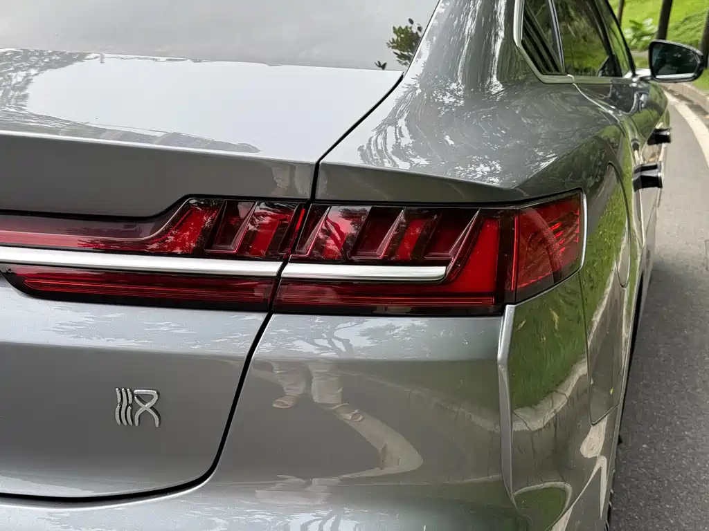 BYD Han — миниатюра 9