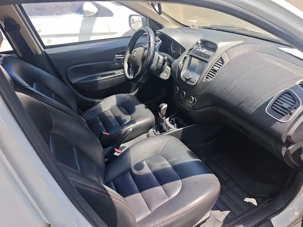 Geely King Kong — миниатюра 4