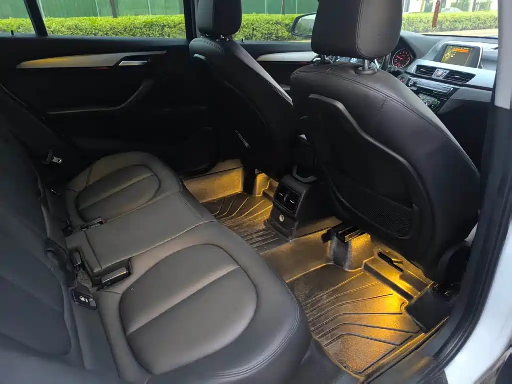 BMW X1 — миниатюра 10