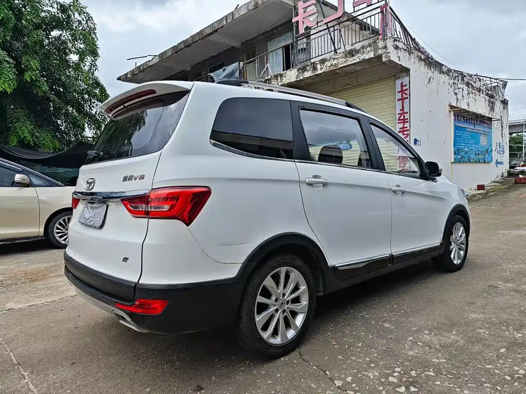 Kaiyi V3 1.5L 自动智联II导航版, фото 2