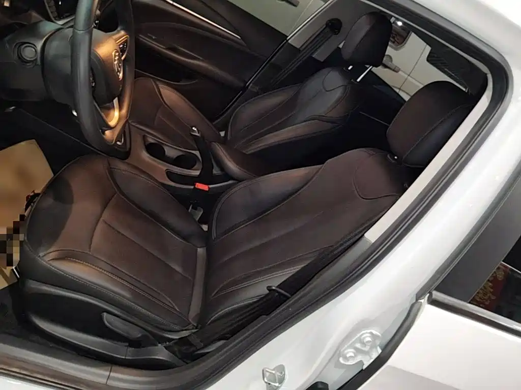 Buick Excelle — миниатюра 15