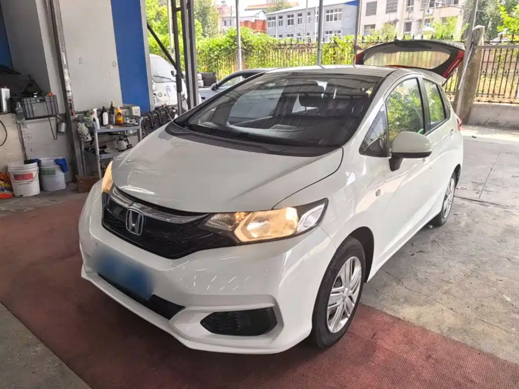Honda Fit — миниатюра 2