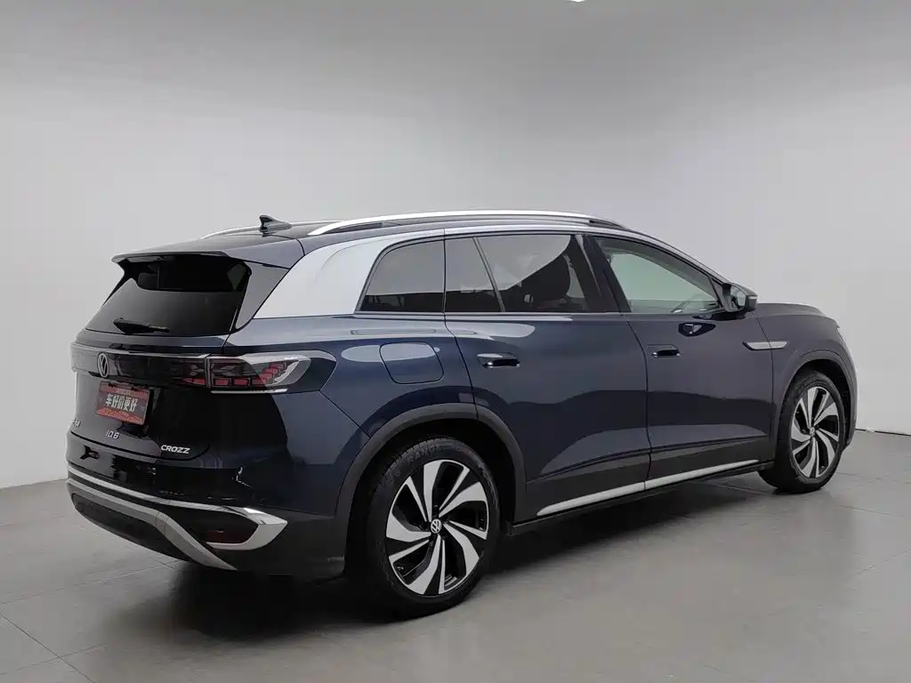 Volkswagen ID.6 Crozz — миниатюра 2