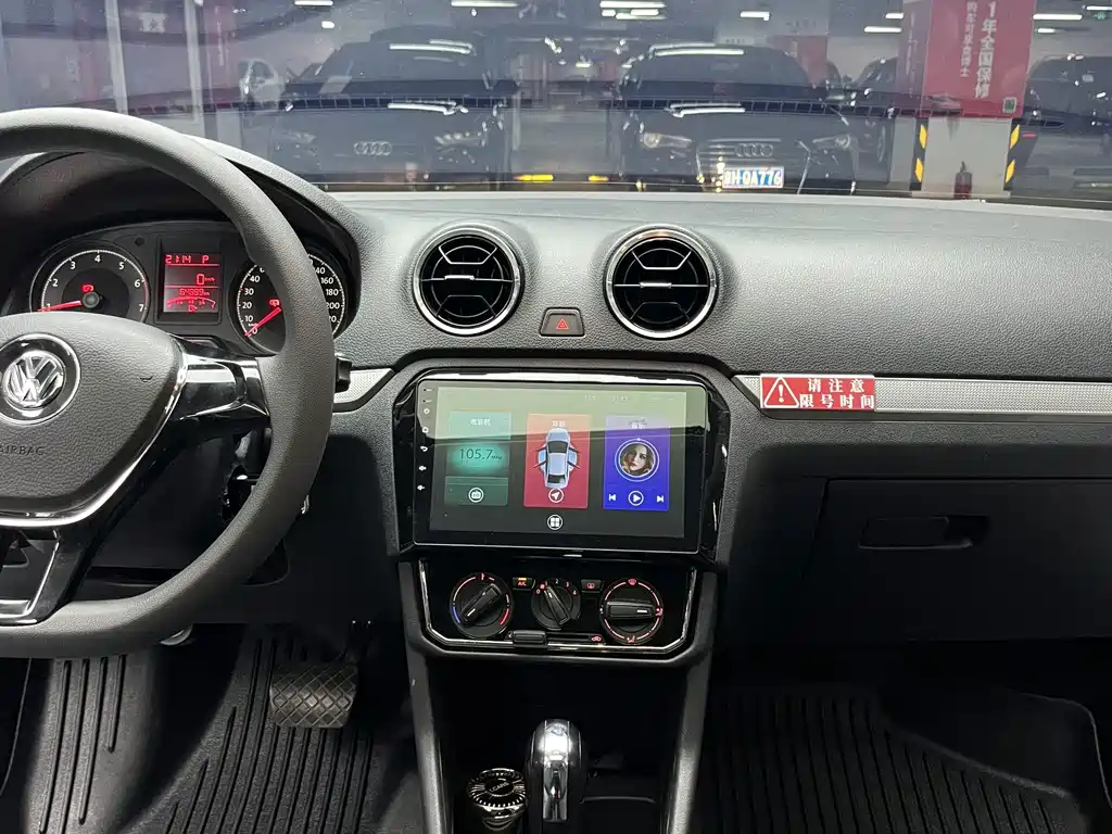 Volkswagen Jetta — миниатюра 16