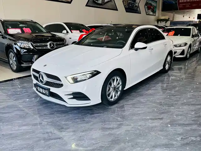 MERCEDES-BENZ A CLASS