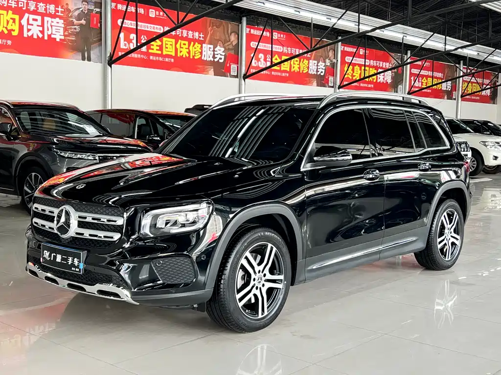 Mercedes-Benz GLB 2023