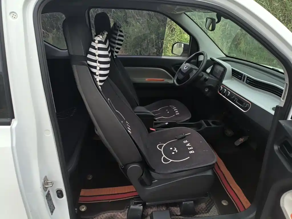 Wuling MINIEV — миниатюра 25