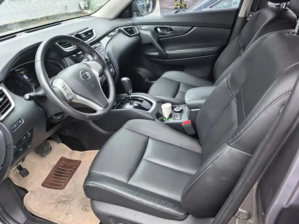 Nissan X-Trail — миниатюра 5