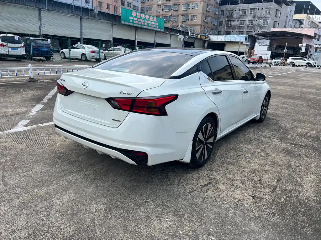 Nissan Teana — миниатюра 15