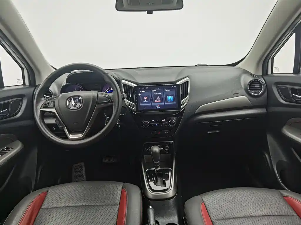 Changan CS15 — миниатюра 5