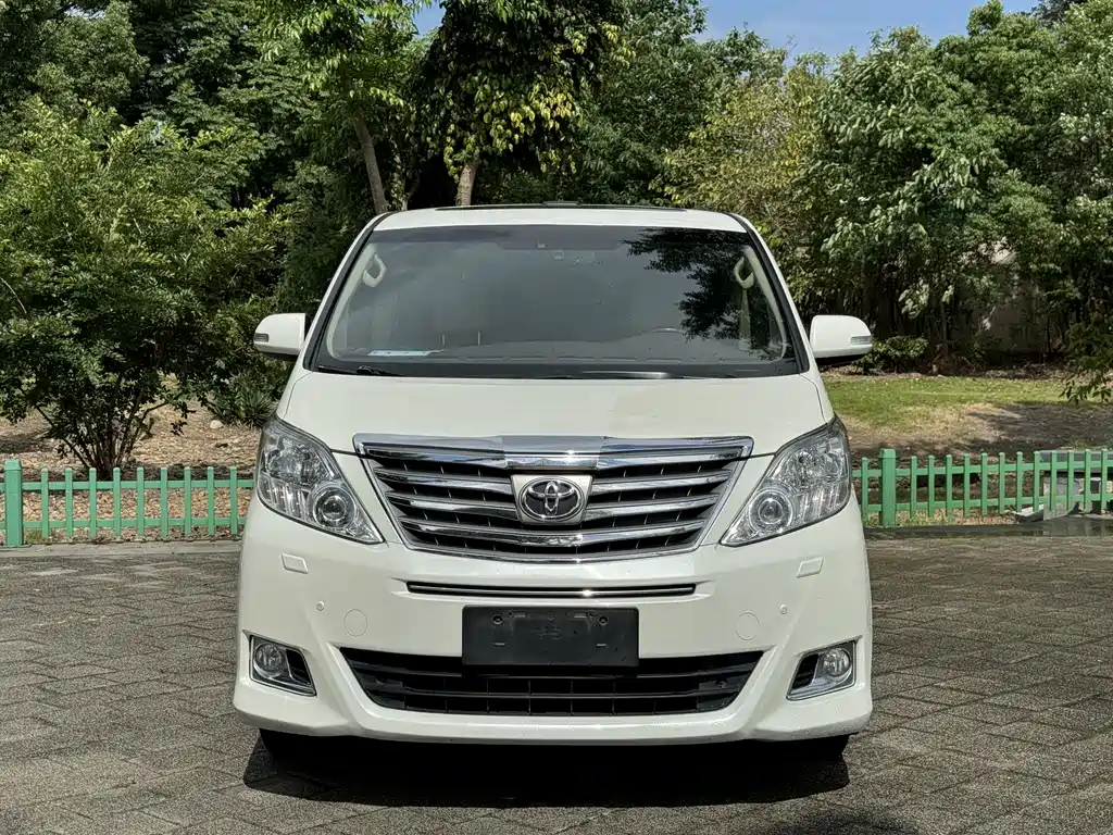 Toyota Alphard 2012 3.5L Luxury