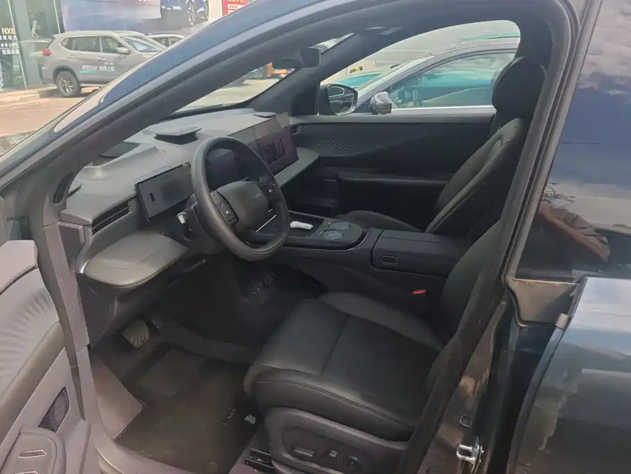 Nissan NX8 — миниатюра 9