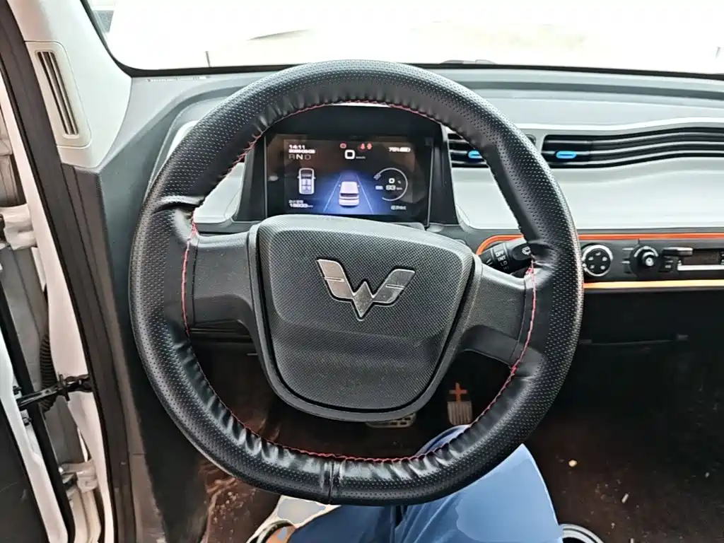 Wuling MINIEV — миниатюра 11