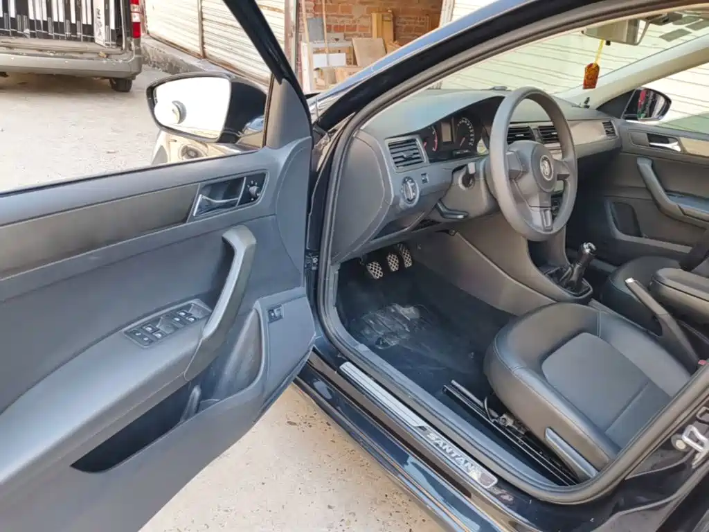 Volkswagen Santana — миниатюра 16